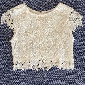 White laced crop top